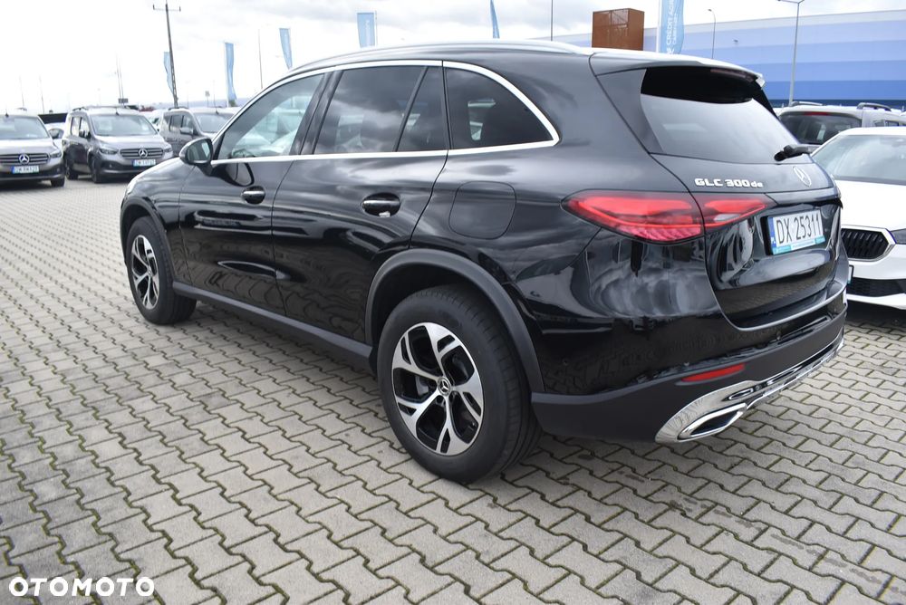 Mercedes-Benz GLC 300 d mHEV 4-Matic Avantgarde - 7