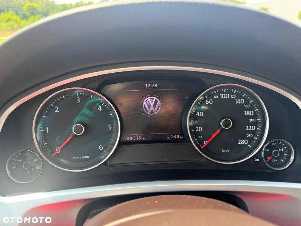 Volkswagen Touareg 3.0 V6 TDI BMT - 22