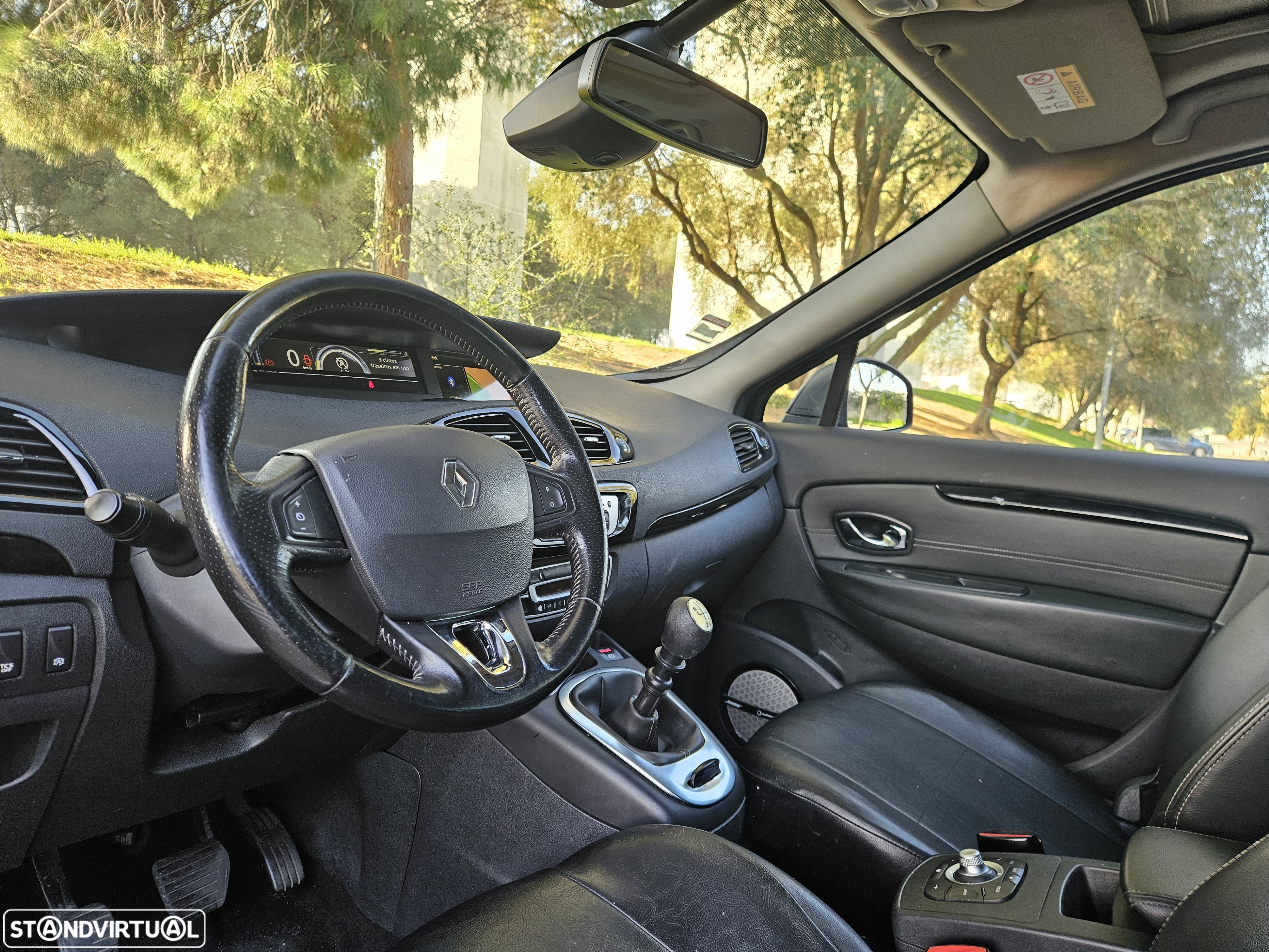 Renault Grand Scénic 1.6 dCi Bose Edition SS - 10