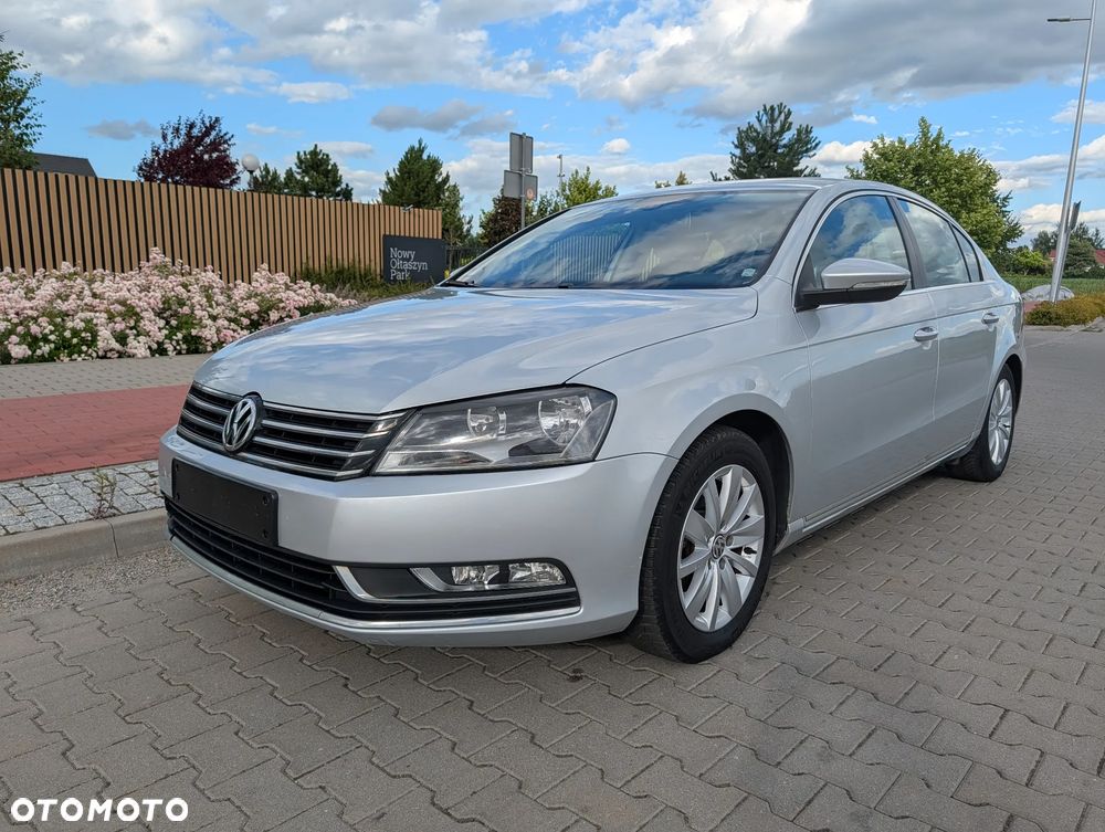 Volkswagen Passat 1.8 TSI Comfortline - 1
