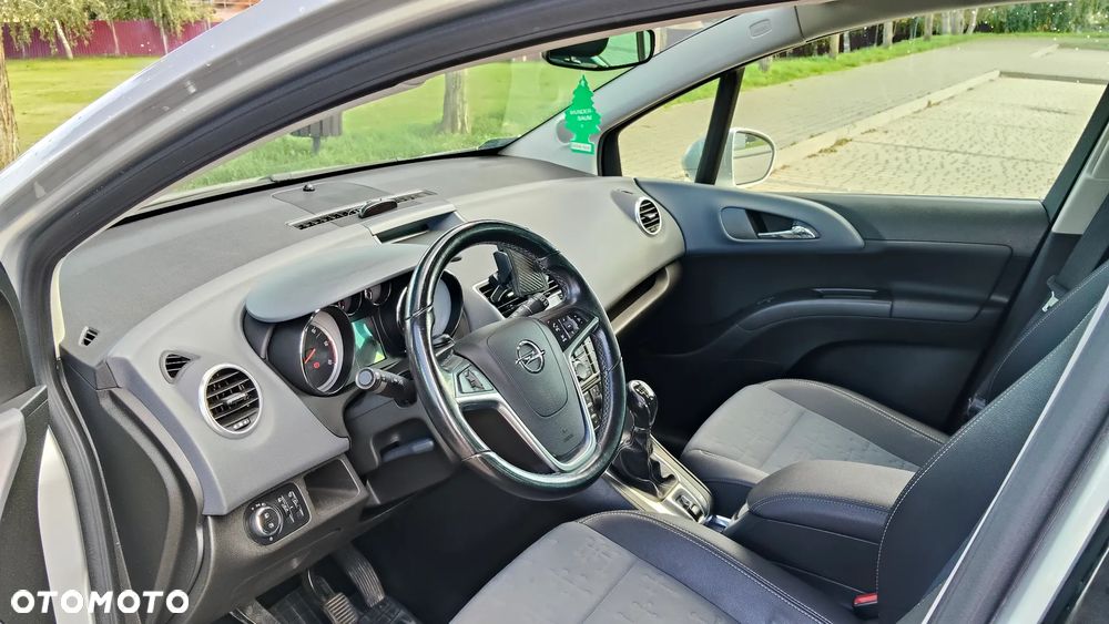 Opel Meriva 1.7 CDTI Cosmo - 9