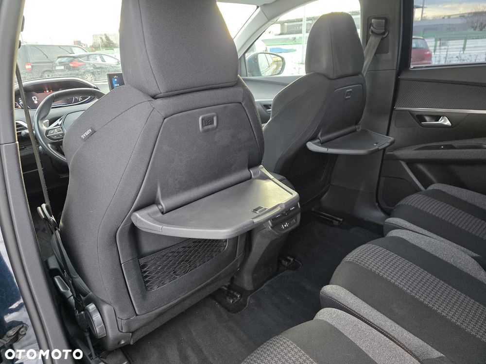 Peugeot 5008 1.5 BlueHDi Active Pack S&S EAT8 - 17