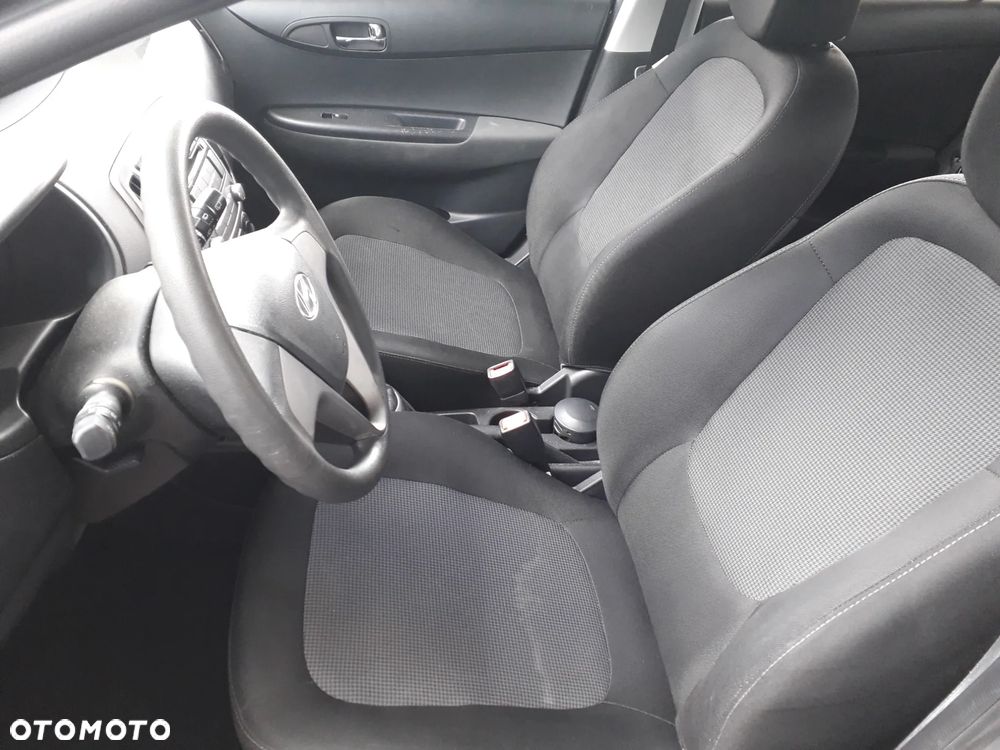 Hyundai i20 1.25 Comfort - 35