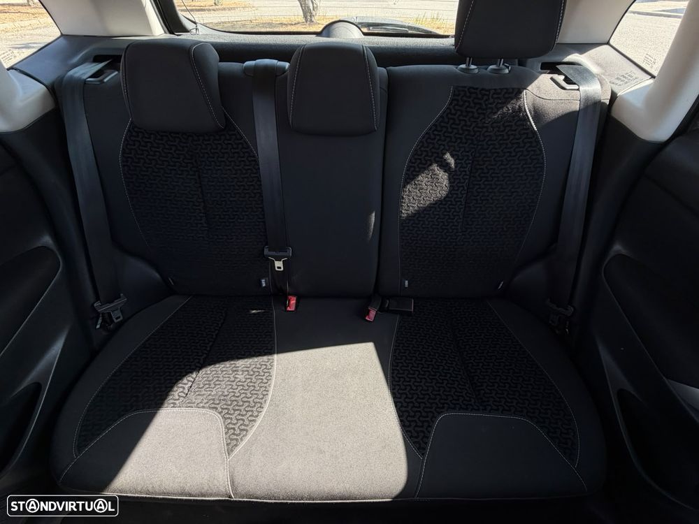 Citroën C3 1.4 HDi Exclusive Airdream - 13