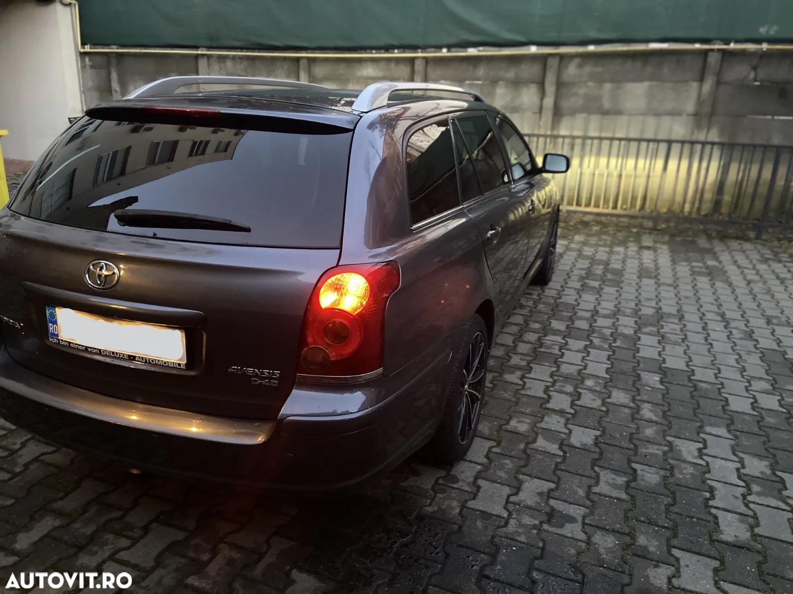 Toyota Avensis 2.2 D-4D Station Wagon Business - 4