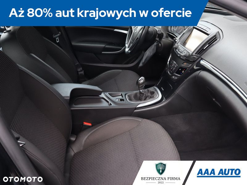 Opel Insignia - 10
