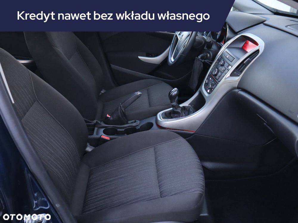 Opel Astra - 11