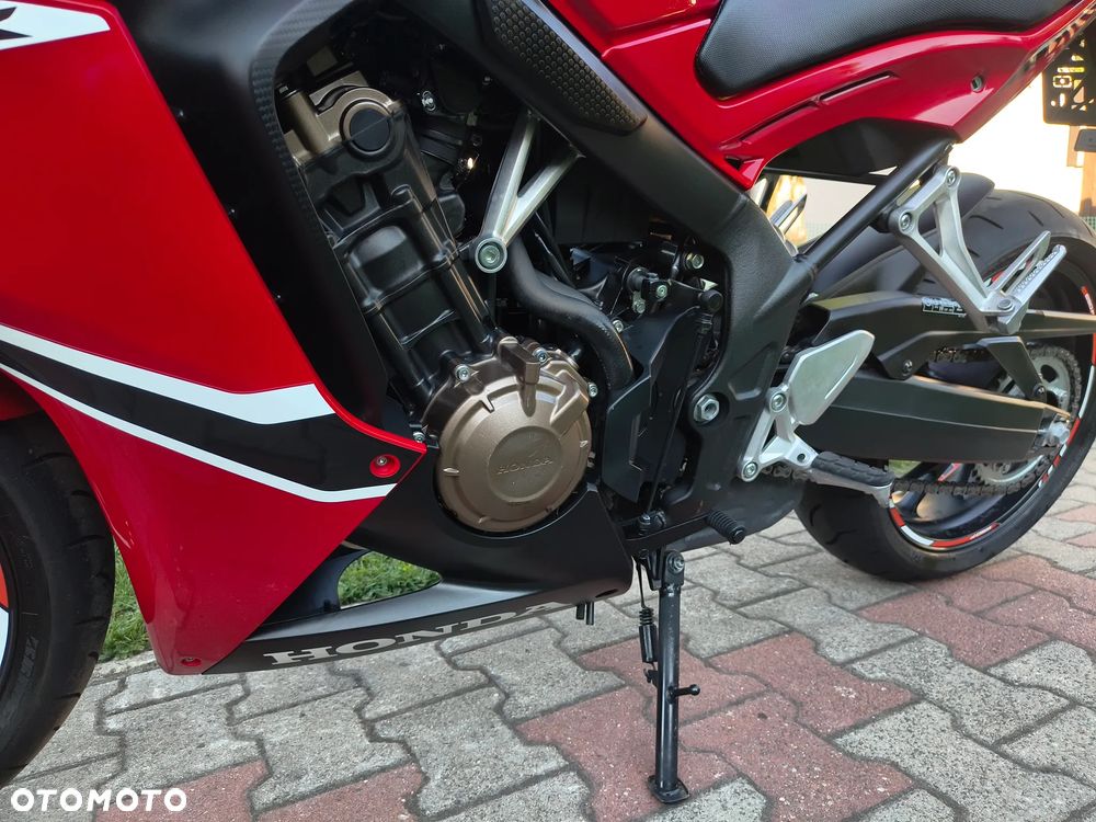 Honda CBR - 18