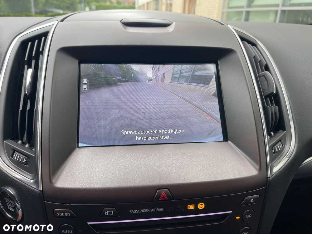 Ford S-Max - 34