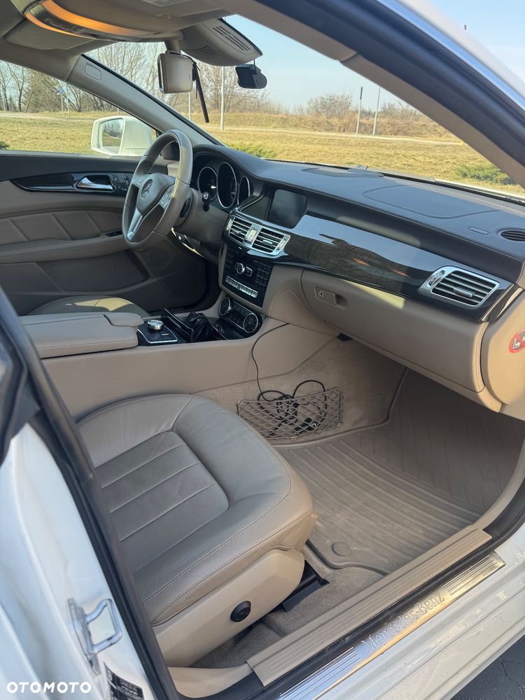 Mercedes-Benz CLS 350 CDI DPF BlueEFFICIENCY 7G-T - 12
