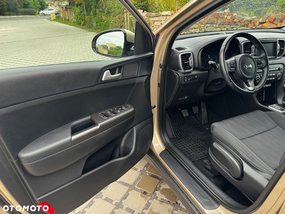 Kia Sportage 1.6 GDI L Business Line 2WD - 17