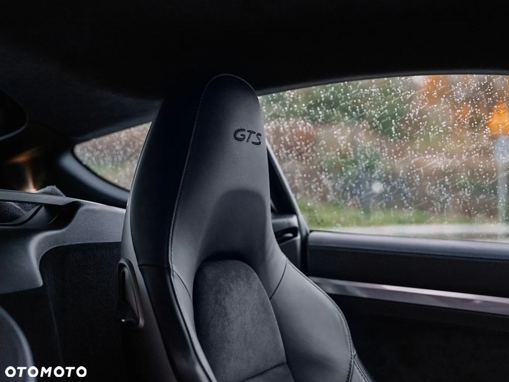 Porsche Cayman GTS PDK - 14