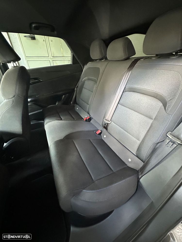 MG MG4 64 kWh Luxury - 10