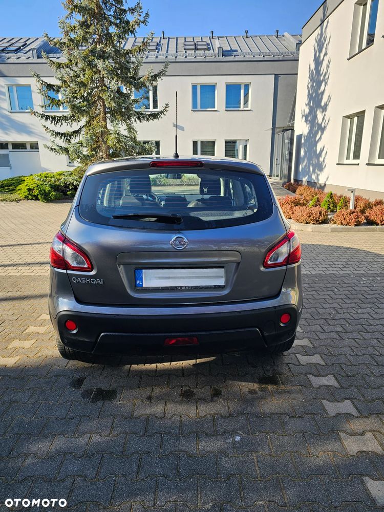 Nissan Qashqai 1.6 Visia CVT - 6