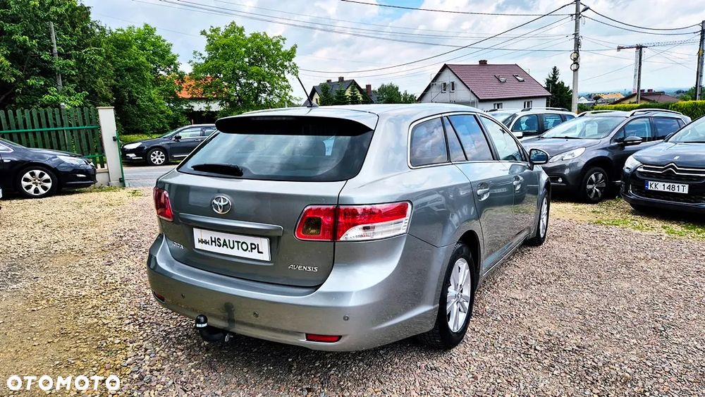 Toyota Avensis 2.0 Sol plus NAVI - 15