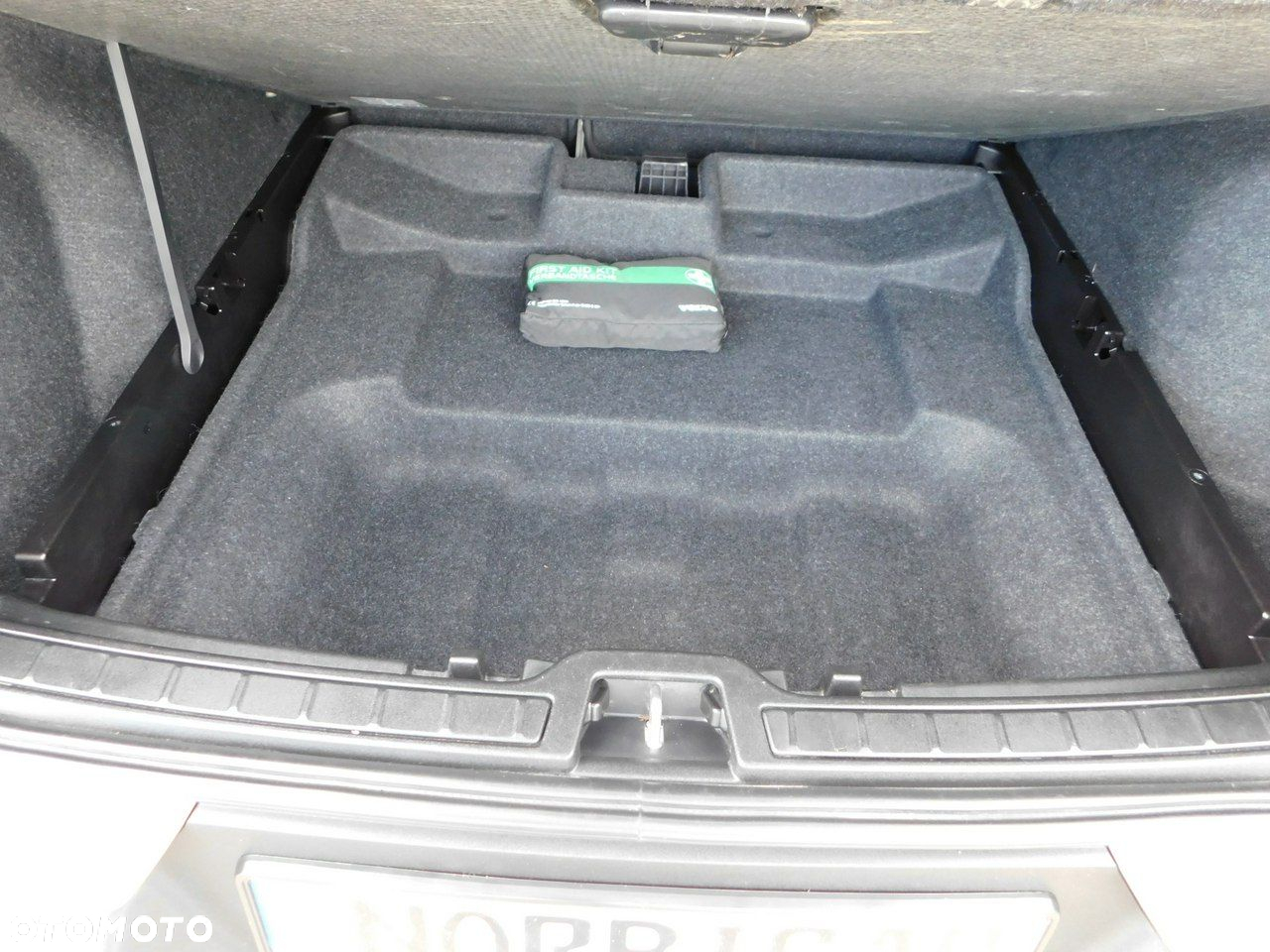 Volvo XC 40 - 32
