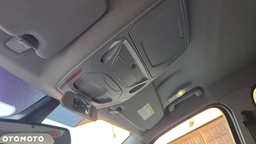 Ford S-Max 2.0 TDCi DPF Titanium MPS6 - 22