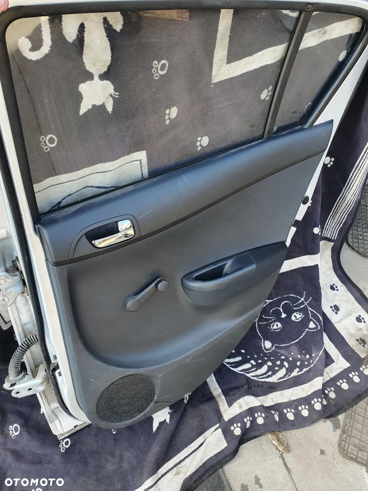 HYUNDAI i20 I LIFT RYS DRZWI PRAWY TYŁ - 7