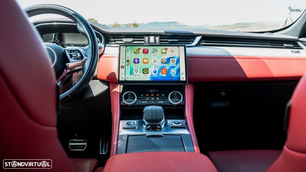 Jaguar F-Pace P400e AWD R-Dynamic HSE - 24