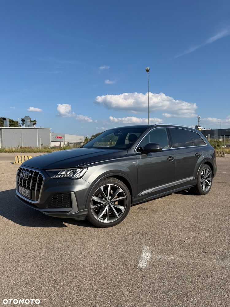 Audi Q7 - 1