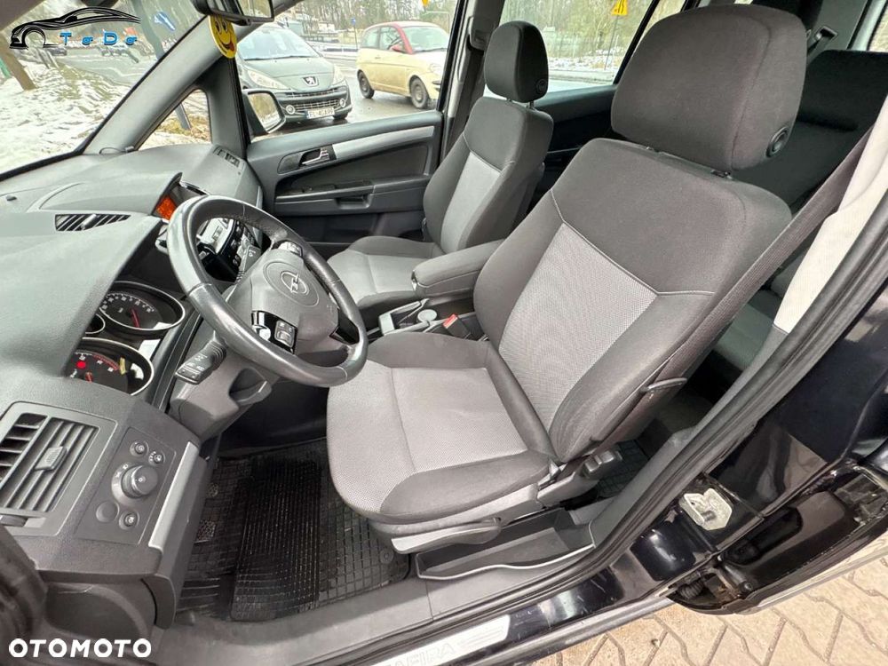 Opel Zafira 1.8 Cosmo - 6