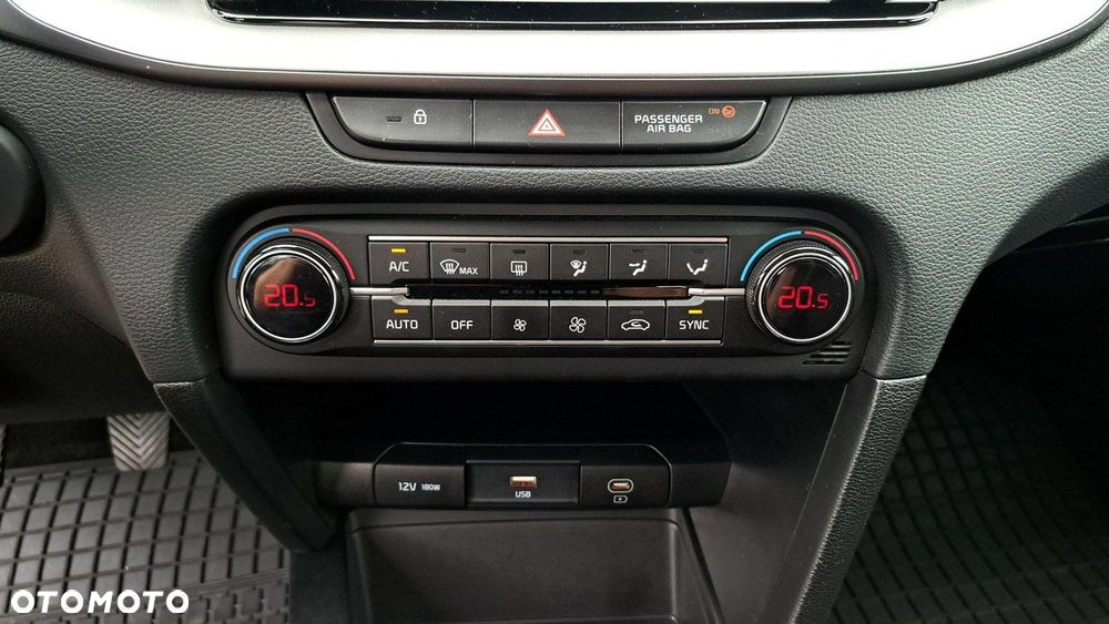 Kia Ceed 1.5 T-GDI M - 26