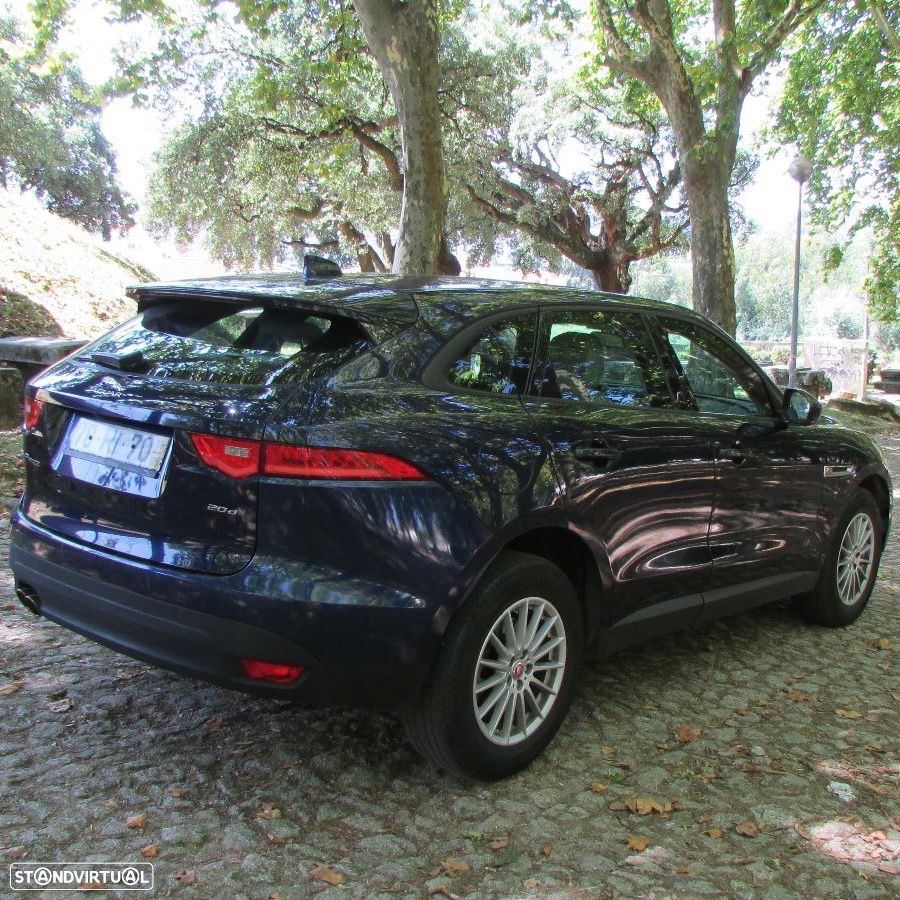 Jaguar F-Pace 2.0 i4D Pure - 3