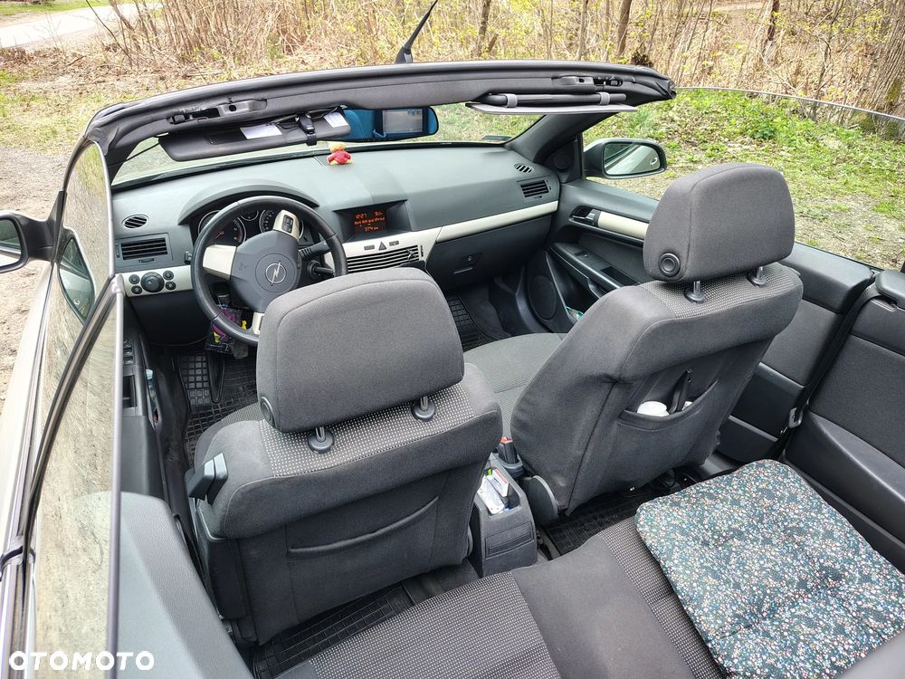 Opel Astra 1.9 CDTI Cosmo - 10