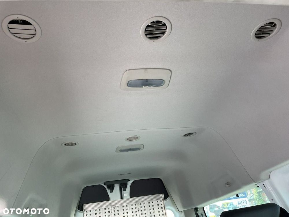Ford Transit Custom 300 L1H1 VA Titanium - 27
