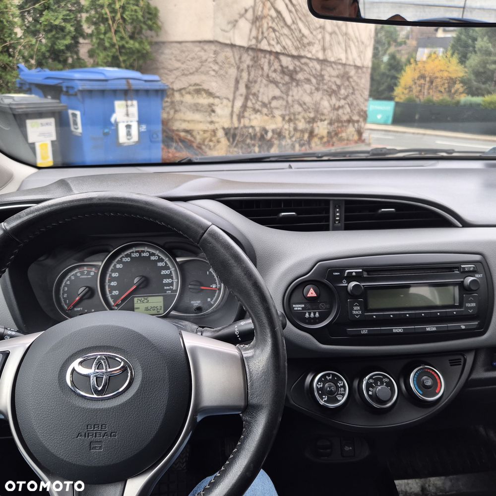 Toyota Yaris 1.0 Active - 12
