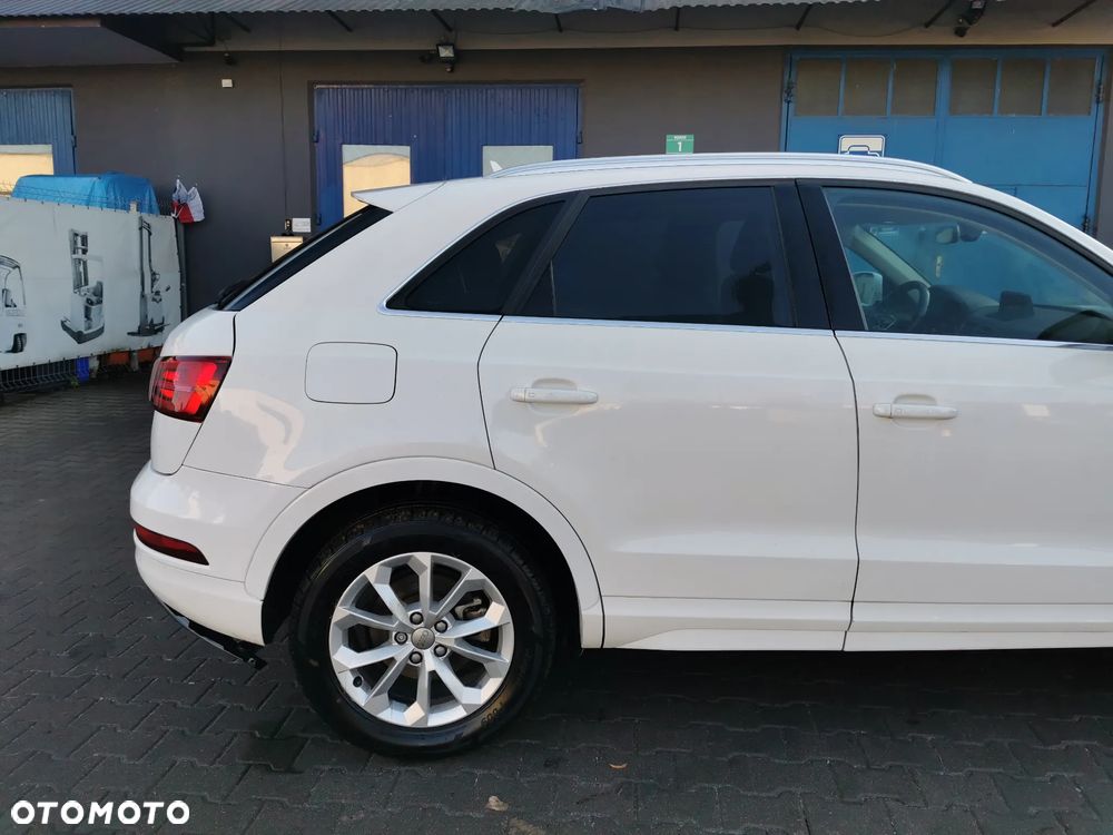 Audi Q3 35 TDI Quattro S tronic - 14