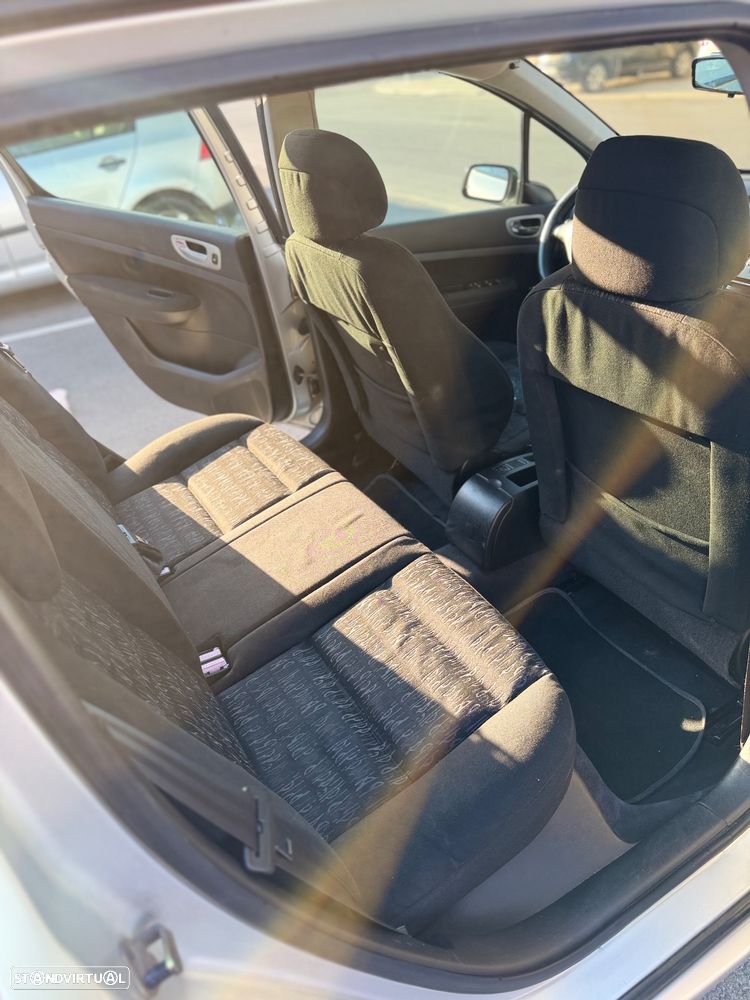 Peugeot 307 1.4 HDi XR - 8