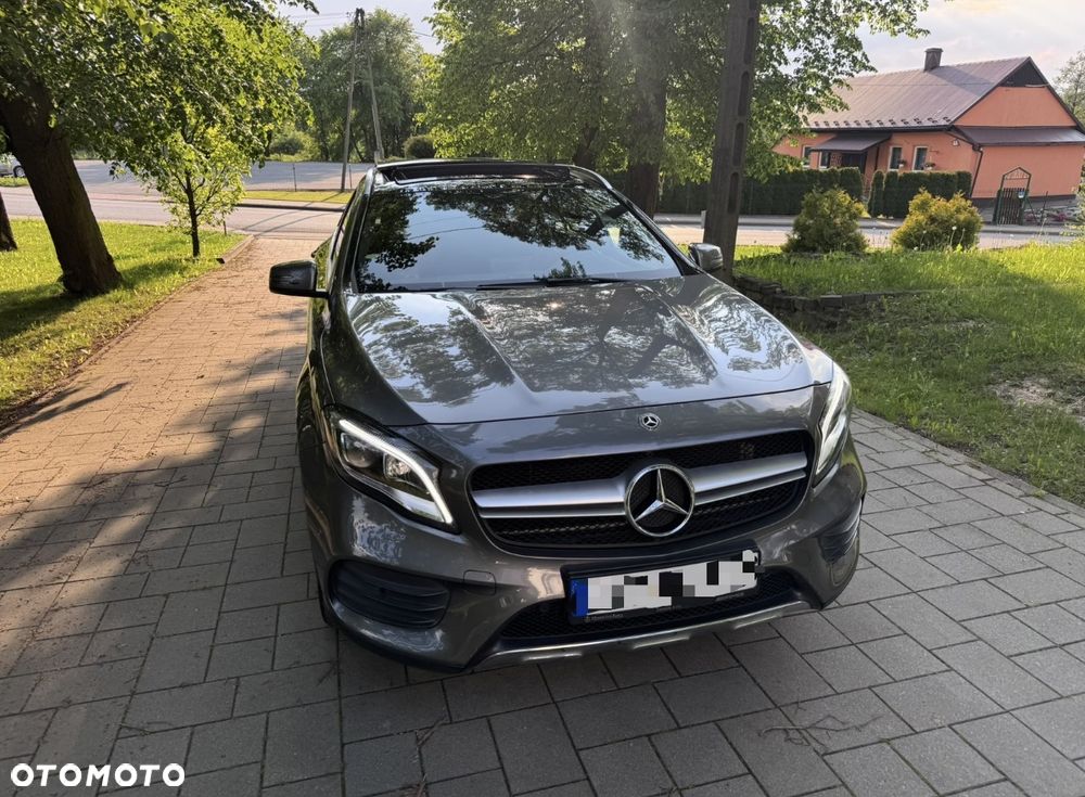 Mercedes-Benz GLA 220 d 7G-DCT AMG Line - 3