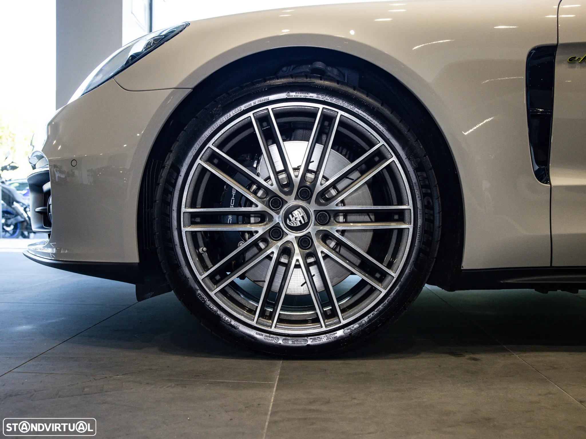Porsche Panamera Sport Turismo 4S E-Hybrid - 18