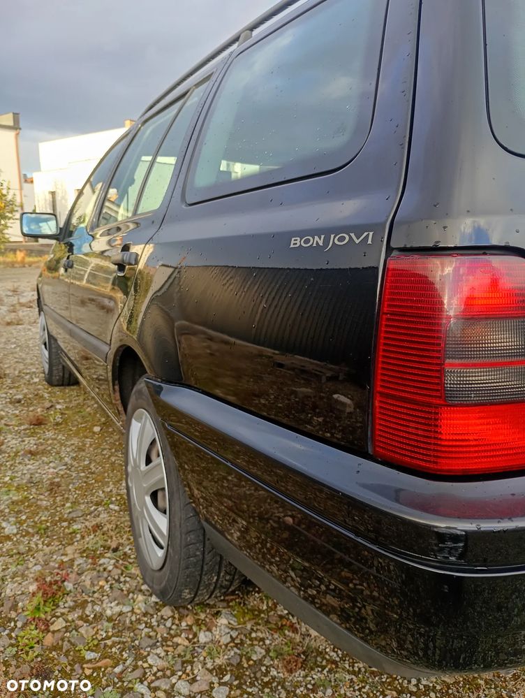 Volkswagen Golf - 13