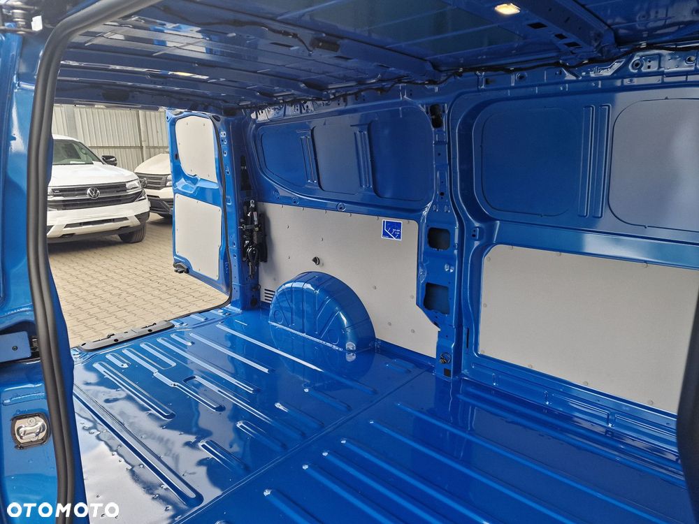 Volkswagen Transporter - 9
