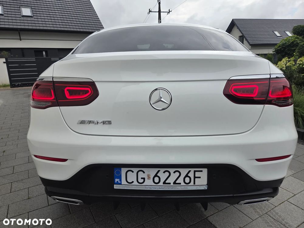 Mercedes-Benz GLC 200 4Matic 9G-TRONIC AMG Line Plus - 11