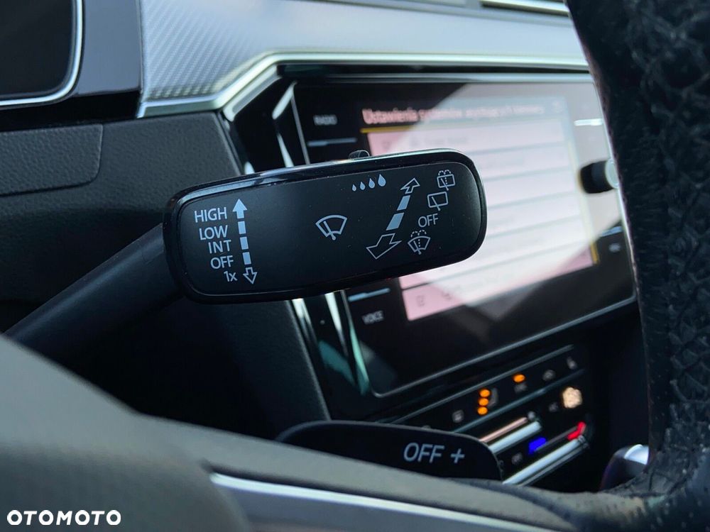 Volkswagen Passat - 16