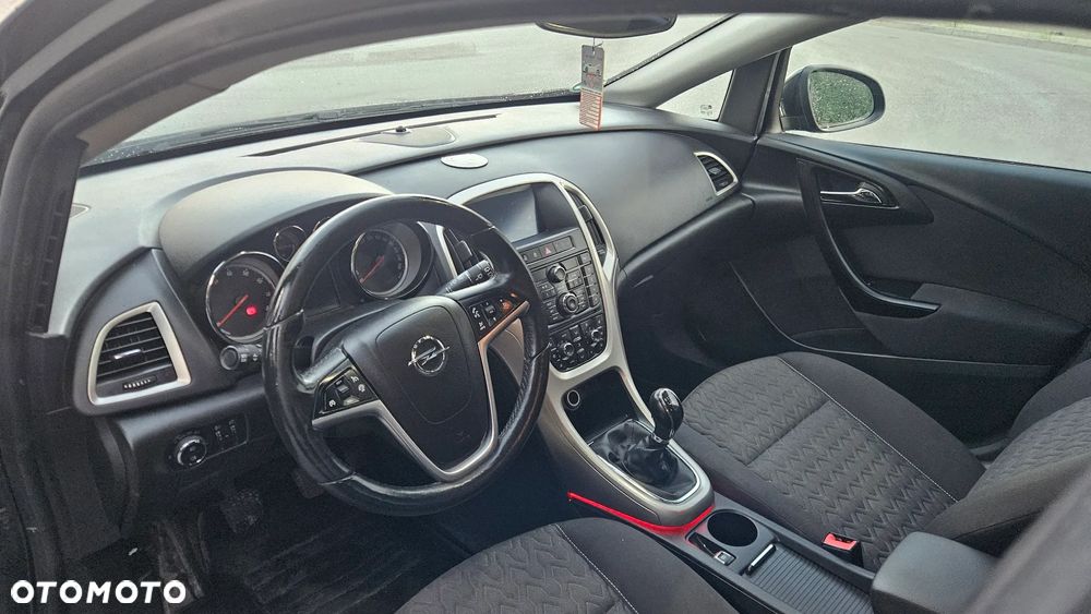 Opel Astra 1.4 Turbo 150 Jahre - 25