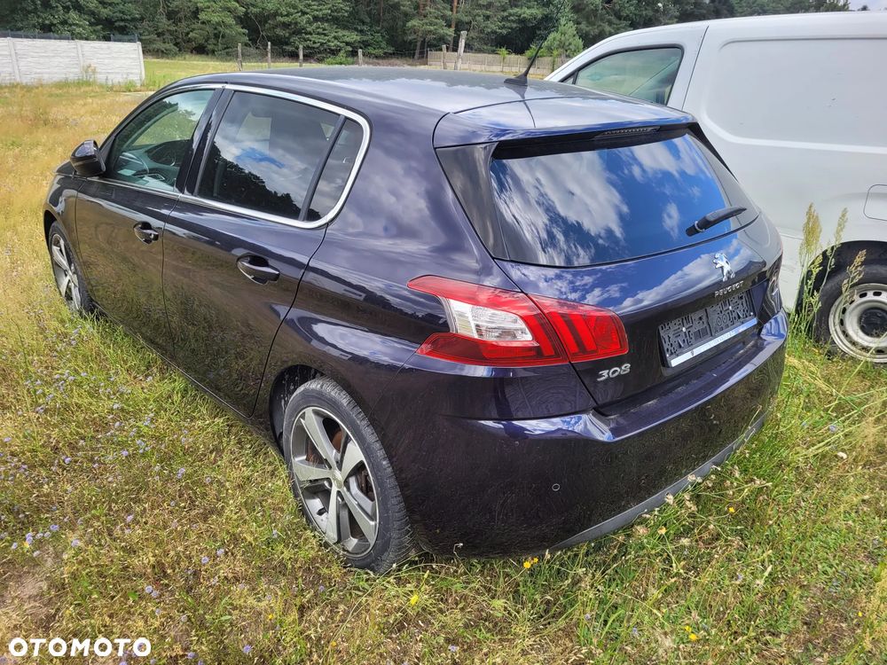 Peugeot 308 - 6