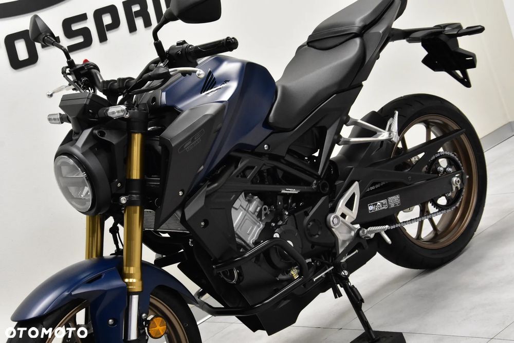 Honda CB - 9