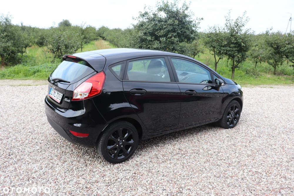 Ford Fiesta 1.25 Celebration - 6