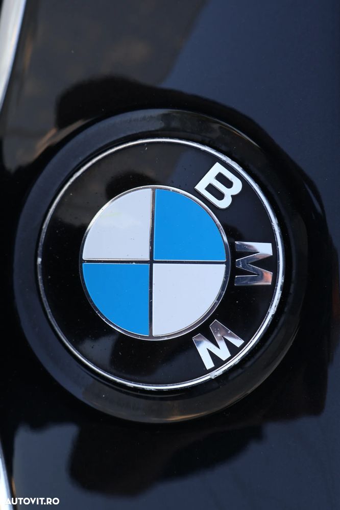 BMW Seria 3 320d xDrive Aut. - 27