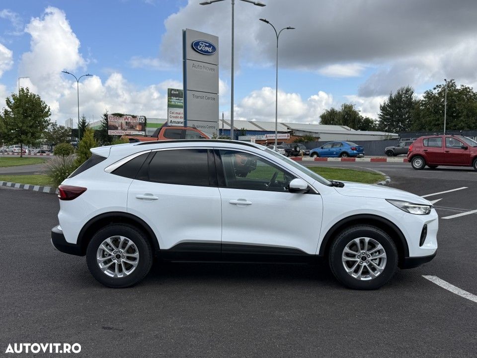 Ford Kuga - 11