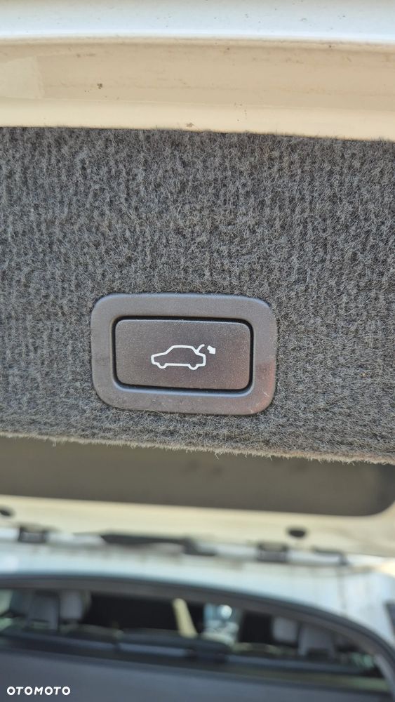 Volvo XC 60 D4 Geartronic RDesign - 11