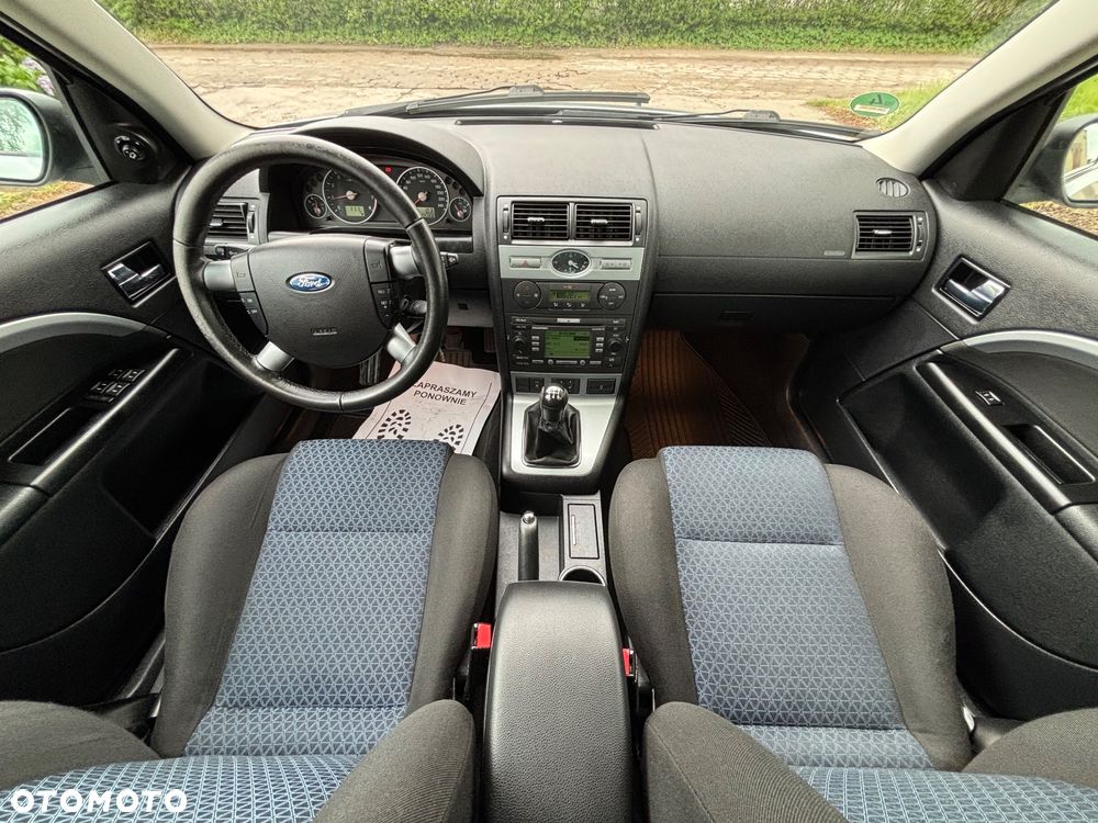 Ford Mondeo 2.0 Viva Titanium - 28