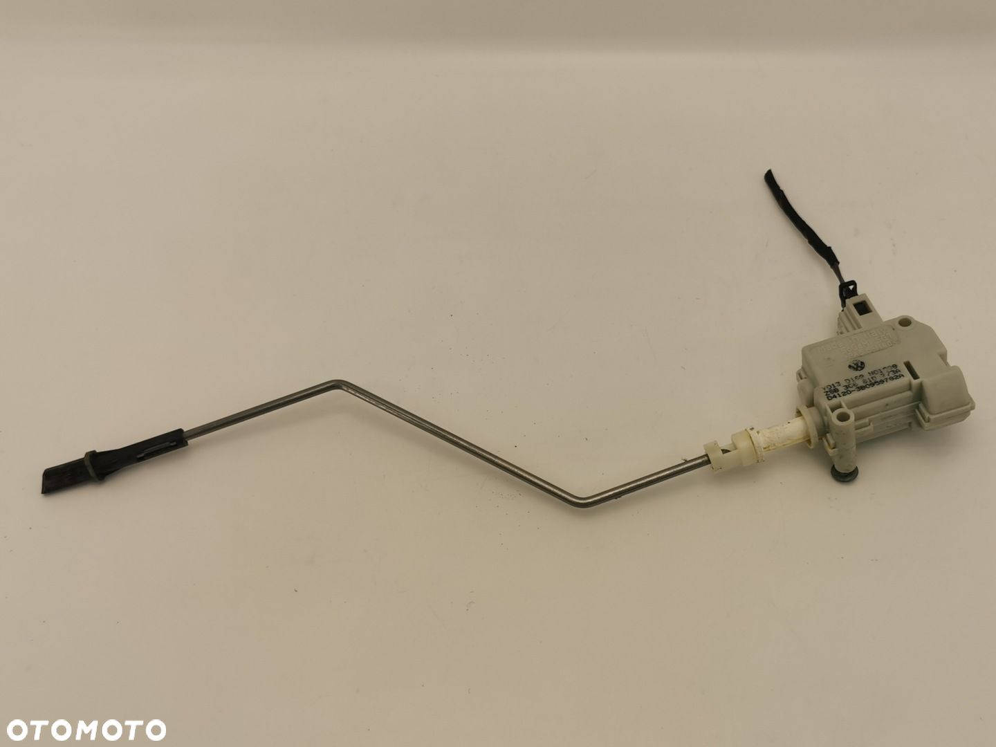VW VOLKSWAGEN PASSAT CC B6 B7 SIŁOWNIK KLAPKI PALIWA 3C88110773A - 1
