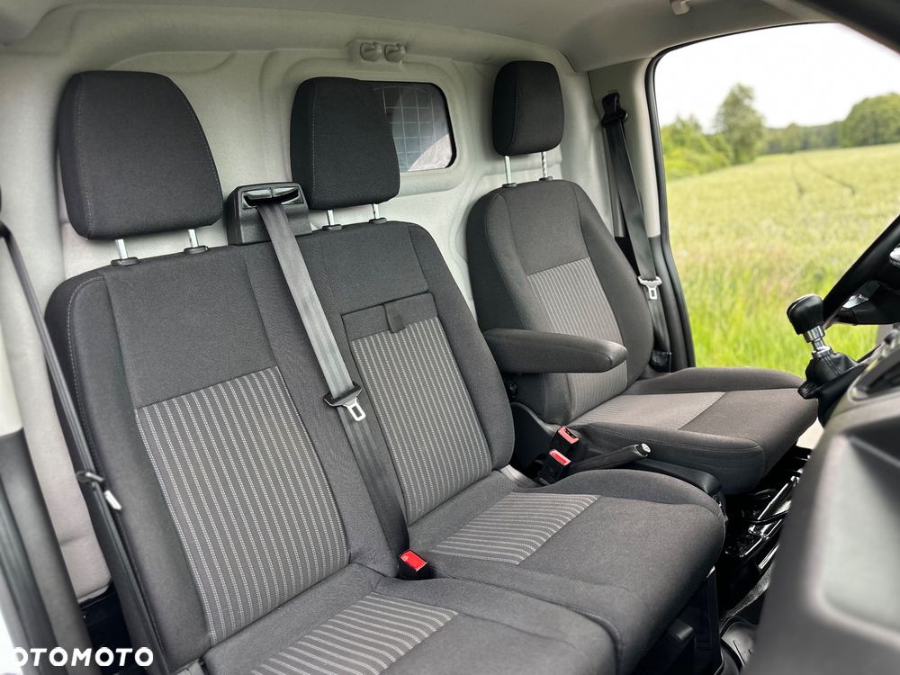 Ford Transit Custom - 33