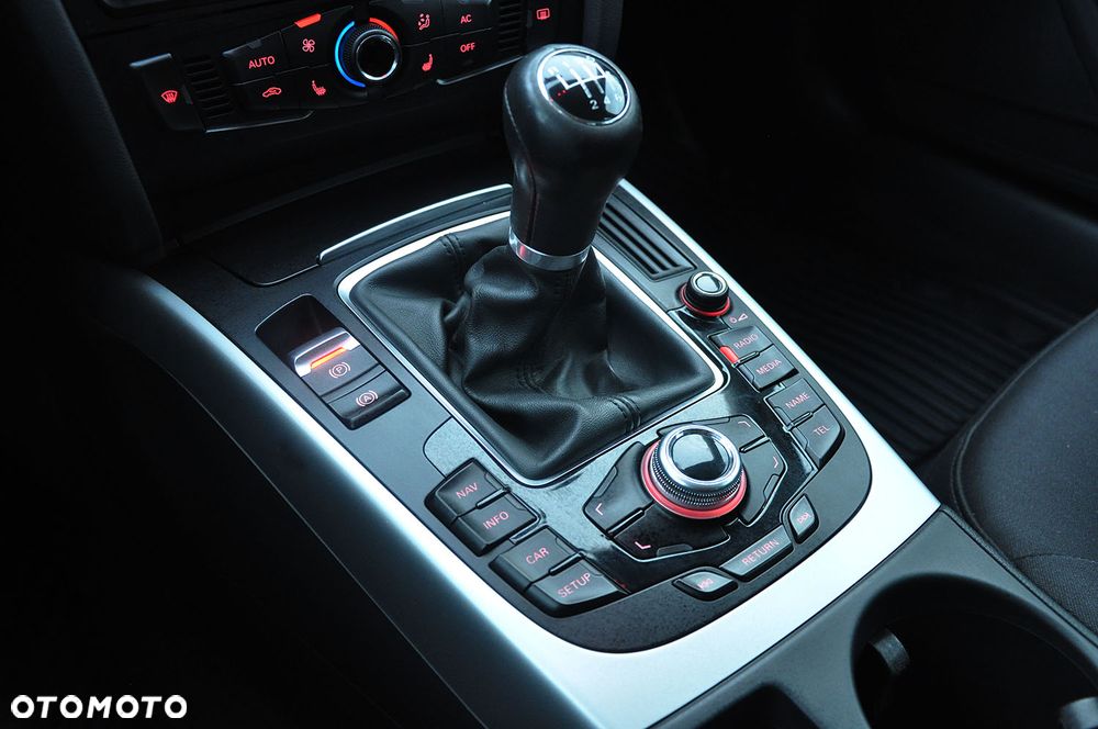 Audi A4 Avant 1.8 TFSI S line Sportpaket - 6