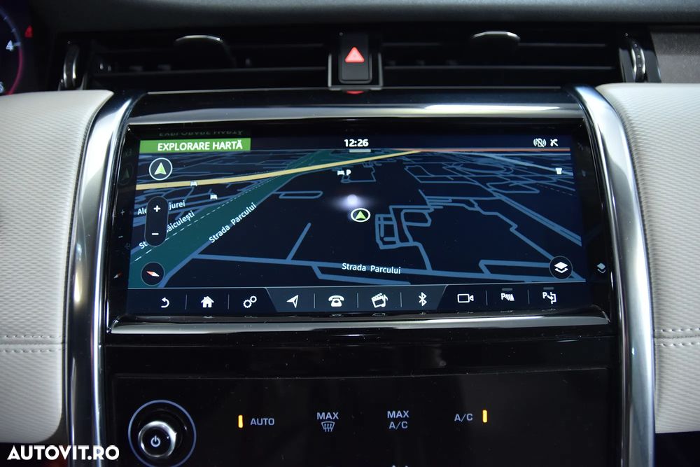 Land Rover Discovery Sport - 21